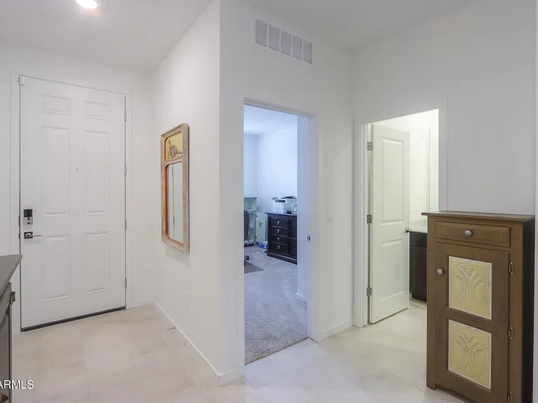 41575 W Saguaro Dr — Photo 3