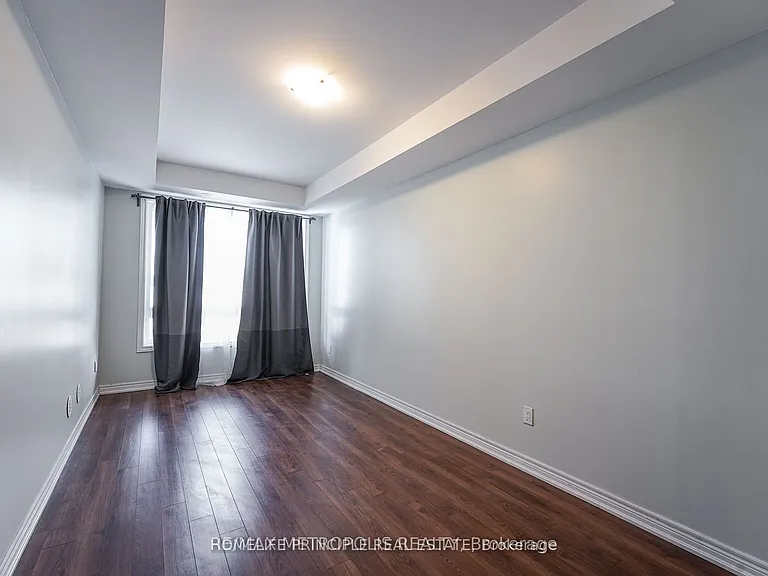 9621 Jane St #6 — Photo 19