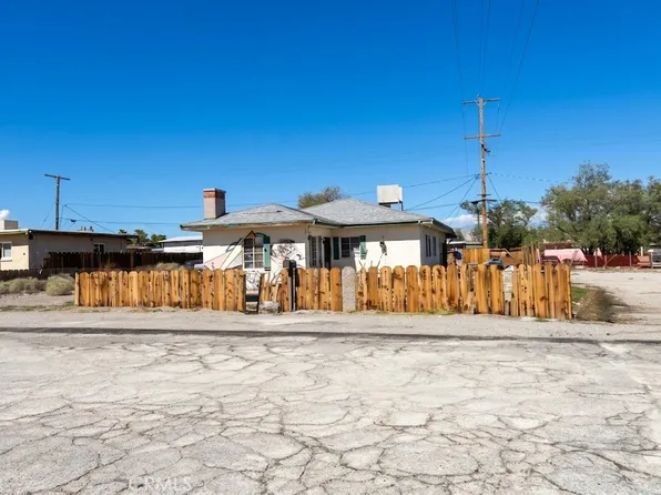 13738 Benton St, Trona, CA 93562