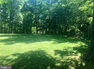 302 Happy Creek Rd, Locust Grove, VA 22508