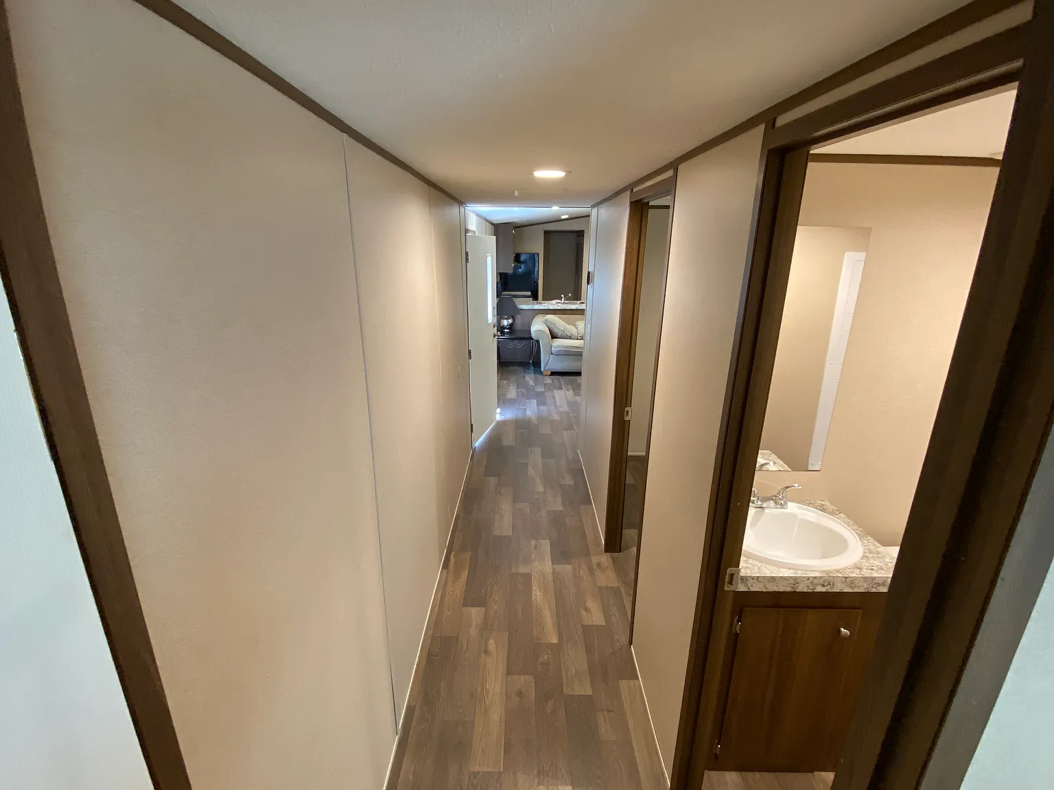 1107 Stokes Ave — Photo 4