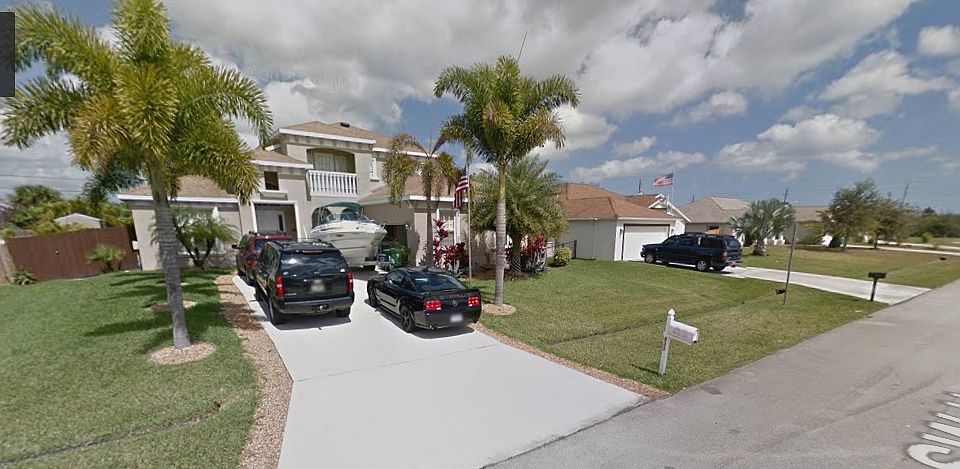 1st image of 833 SW Haas Ave
