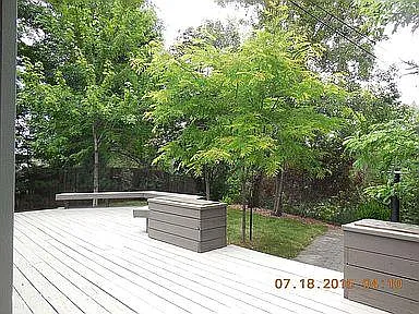 back yard w/deck