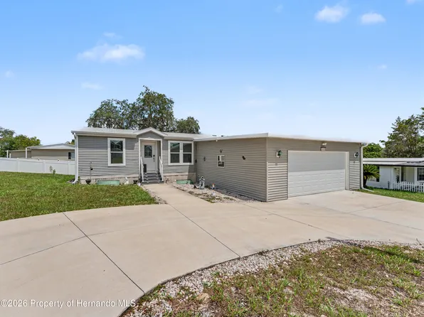 12532 Fairway Ave, Brooksville, FL 34613