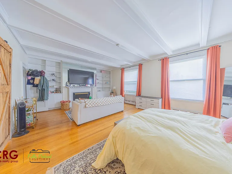 1712 Beacon St #2 — Photo 7