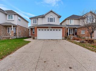 537 Windjammer Way, Waterloo, ON N2K 3Y5