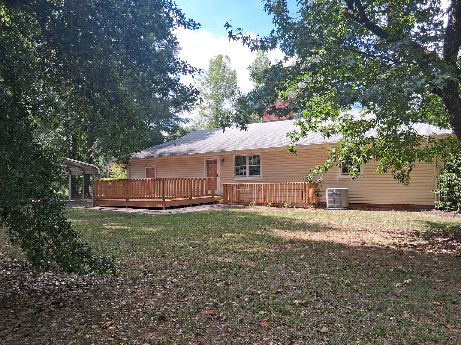 2 bed, 1600 sqft, $2,000 — Photo 3