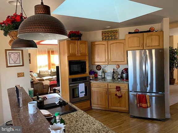 5th image of 17 Cinnamon Dr