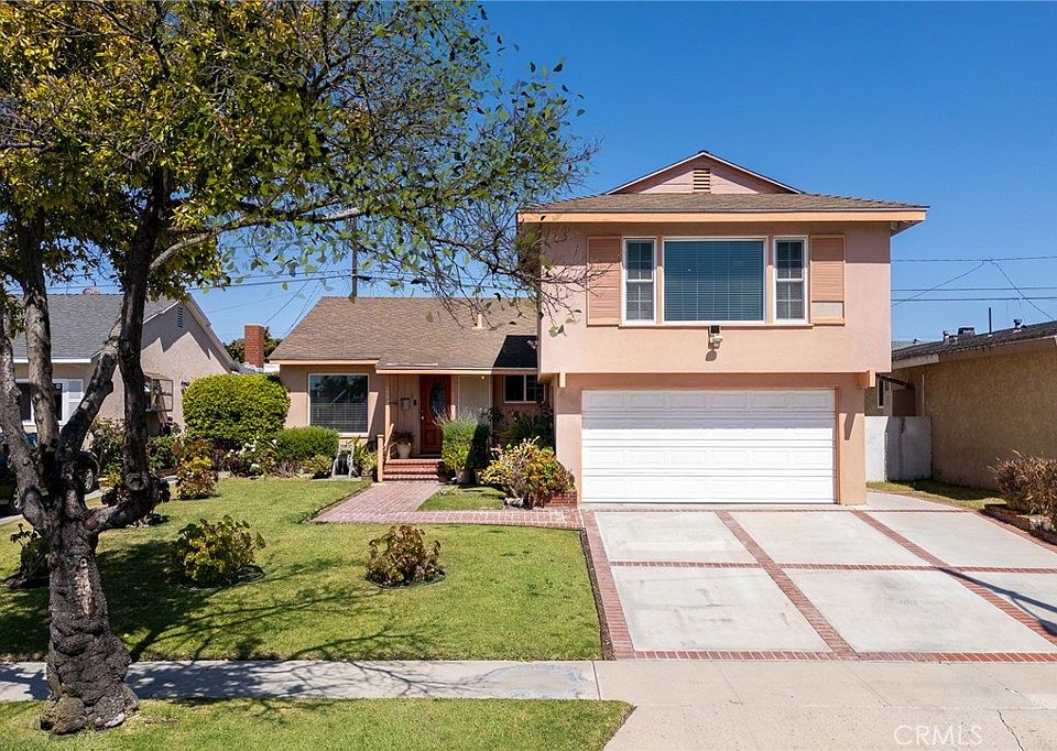 1st image of 19928 Grevillea Ave