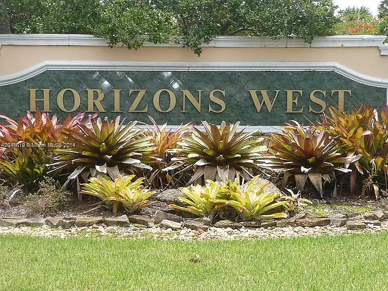 8520 SW 133rd Avenue Rd #213 — Photo 2