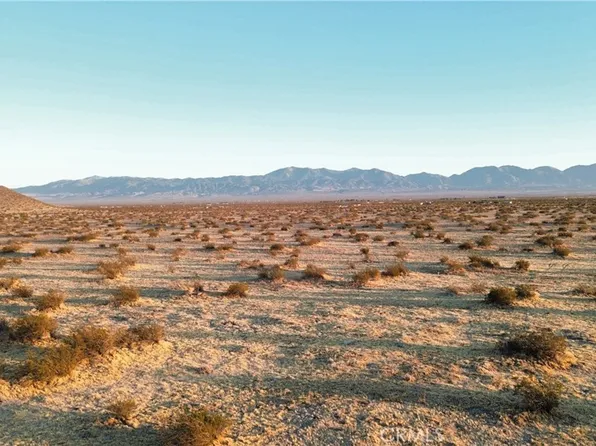 210 Largo Vista Rd Lot 18, Palmdale, CA 93591