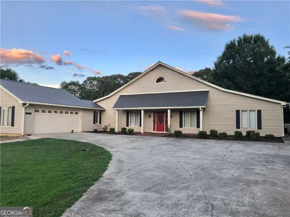 205 Bear Creek Rd, Lavonia, GA 30553