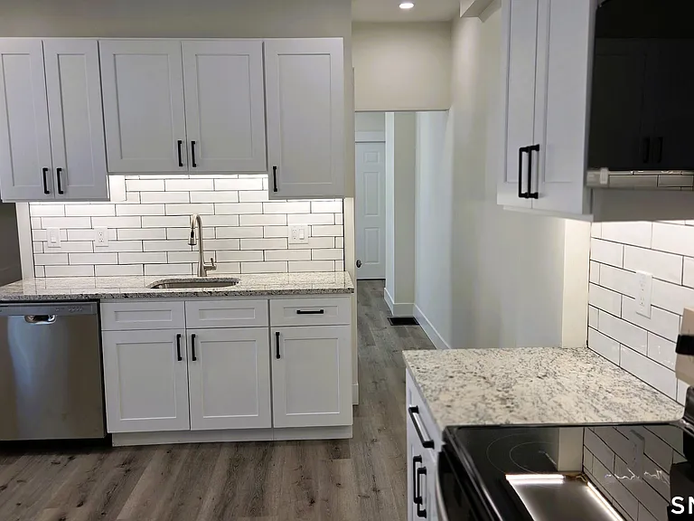 14 Meadow St — Photo 6