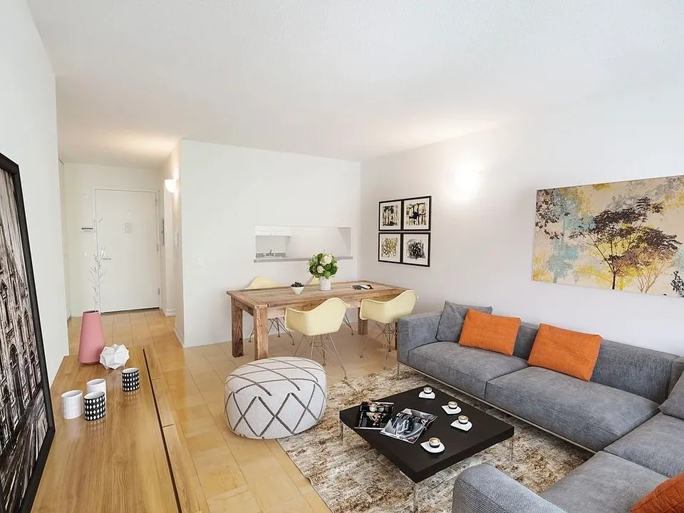 321 W 54th St #316