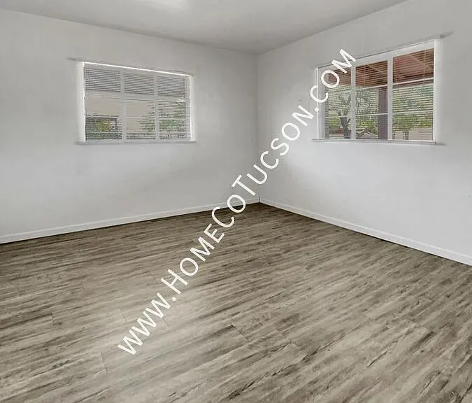 833 W Jacinto St — Photo 26