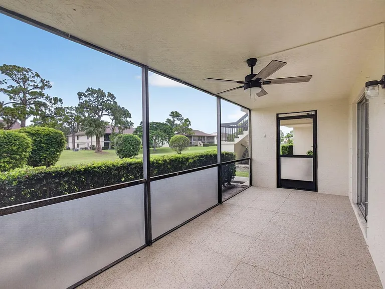 6341 Chasewood Dr #D — Photo 5