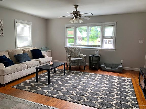 76 tampa living room