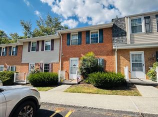 377 New Kent Rd, Blacksburg, VA 24060