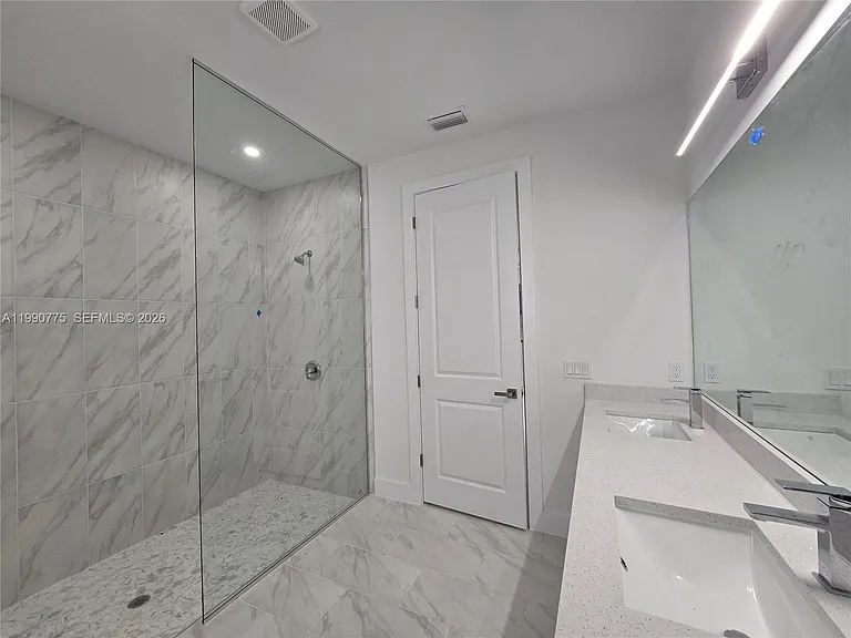 4626 Connie Ave N — Photo 15