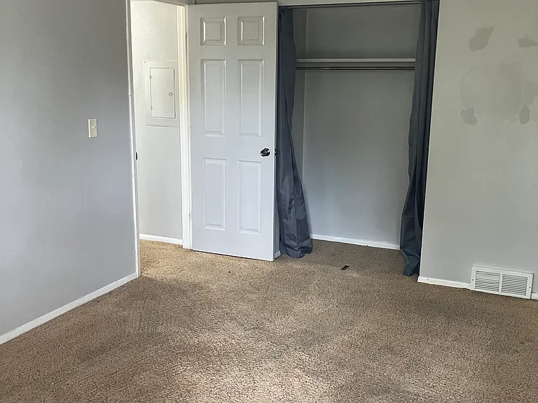 3444 Heatherton Dr #4 — Photo 10