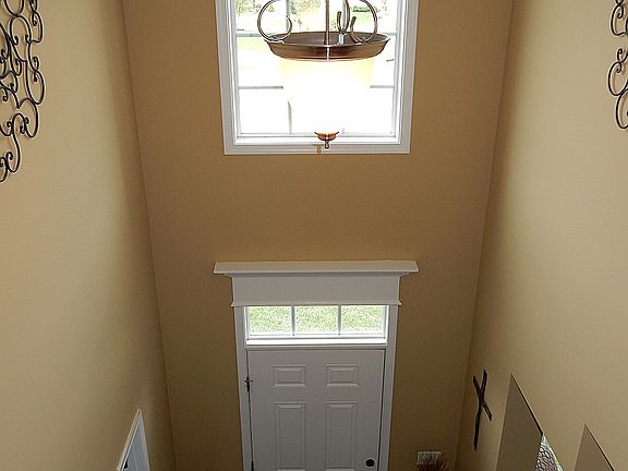 2nd image of 6972 Cottonwood Ct