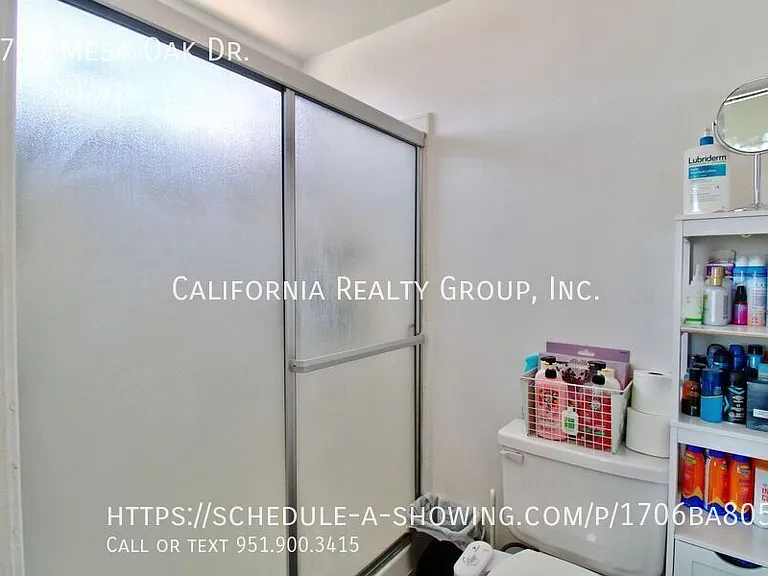 8744 Mesa Oak Dr — Photo 33