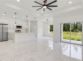 938 Lakeside Dr, Lehigh Acres, FL 33974