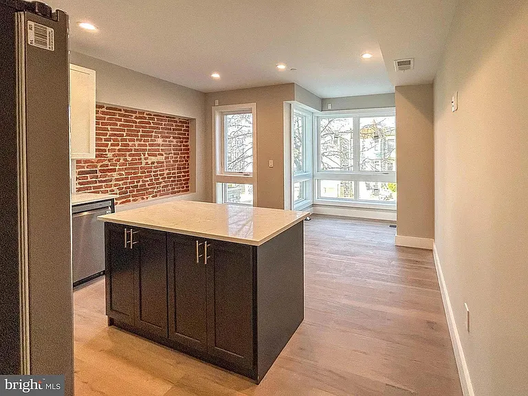 54 Florida Ave NW #3 — Photo 3