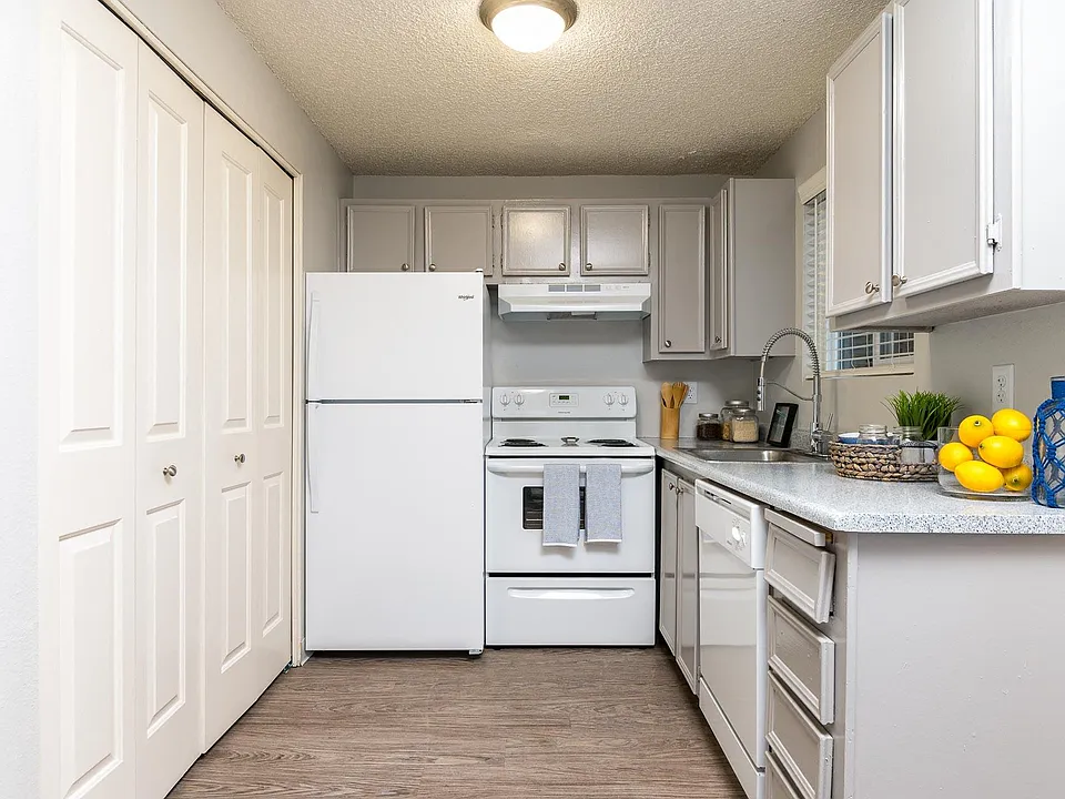 Tamaryn | Townhome B Kitchen