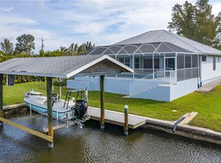 2781 Sanderling Ct, Saint James City, FL 33956