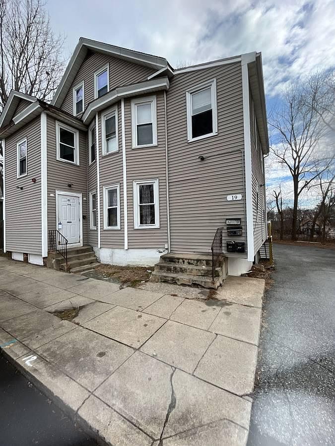 21 Andrews Ave 2B, West Warwick, RI 02893 Zillow