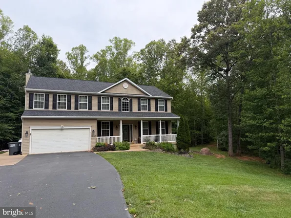 3940 Grouse Pointe Dr, Stafford, VA 22556