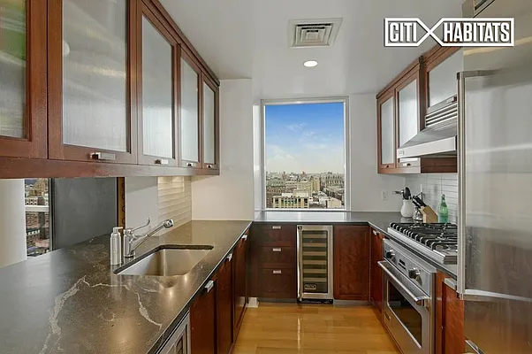 Rented by Citi Habitats | media 11