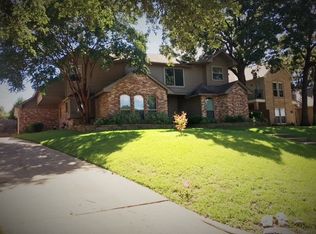 2931 Sweet Briar St, Grapevine, TX 76051