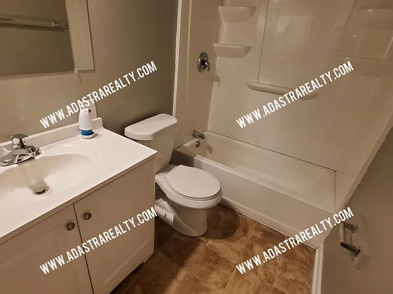 1503 E Elizabeth St — Photo 6