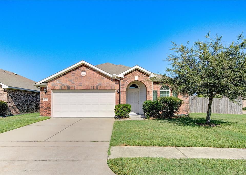 1st image of 22202 Thresher Ct