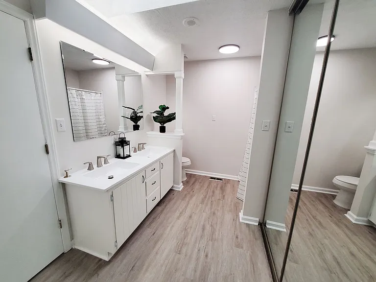 2824 Henslowe Dr — Photo 46