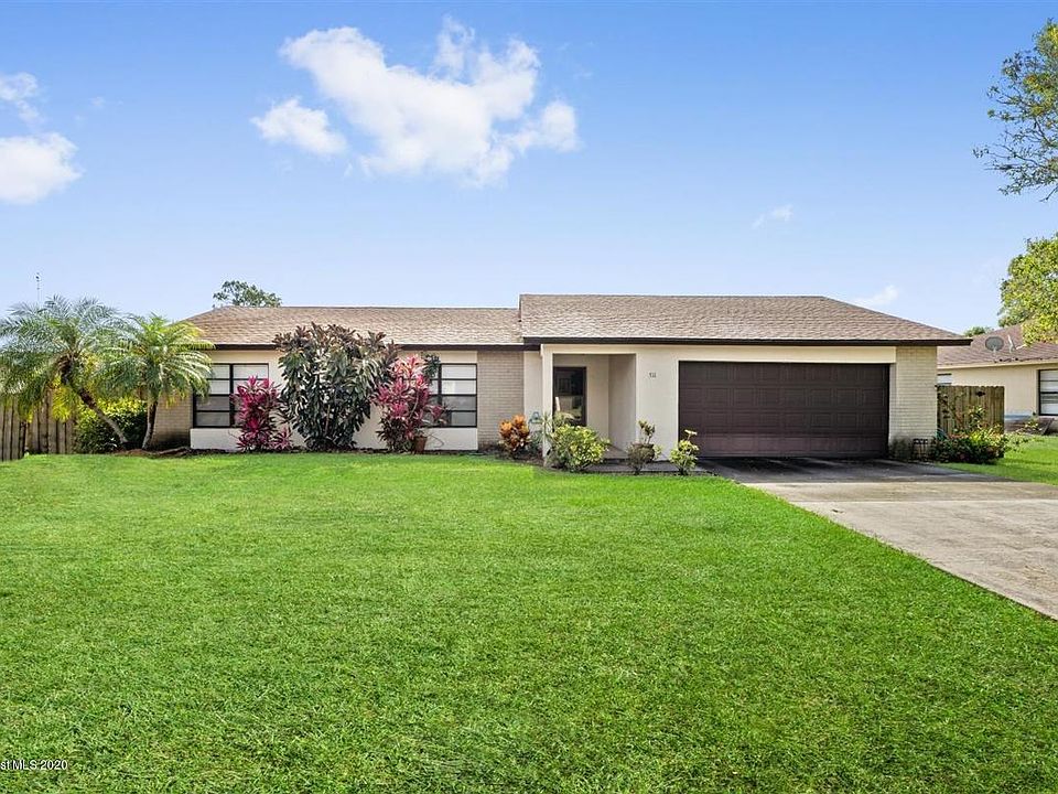 1st image of 511 De Witt Ave NE