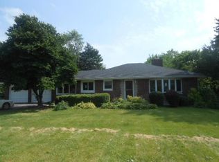 1057 Harrison Blvd, Valparaiso, IN 46383