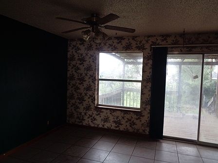 4th image of 107 N Fairmont St