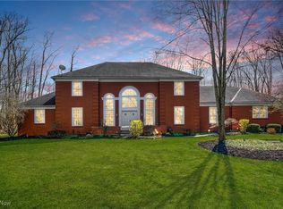 2821 Stonebridge Ct, Hudson, OH 44236