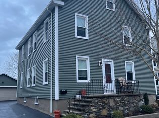 36 1st School St, Bristol, RI 02809