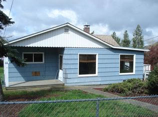 268 SE Pitzer St, Roseburg, OR 97470