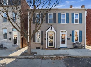 46 S 8th St, Columbia, PA 17512