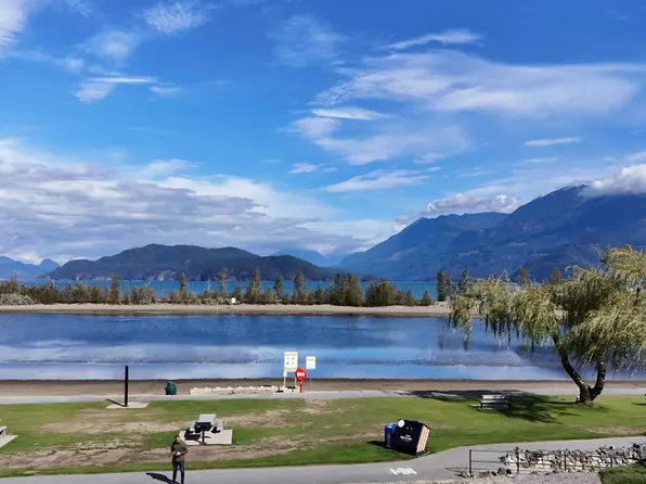 378 Esplanade Ave #320, Harrison Hot Springs, BC V0M 1A3