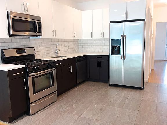 3rd image of 340 22nd St #1