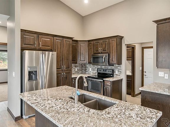 3rd image of 2227 E Stone Pointe Cir