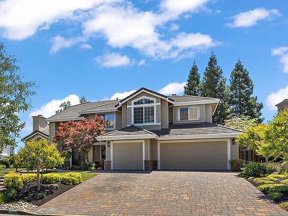 2nd image of 156 Alta Vista Way