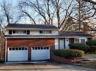 569 Sunnyfield Dr, Monroeville, PA