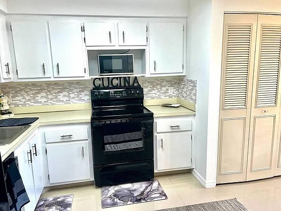 2nd image of 14527 Bonaire Blvd APT 207